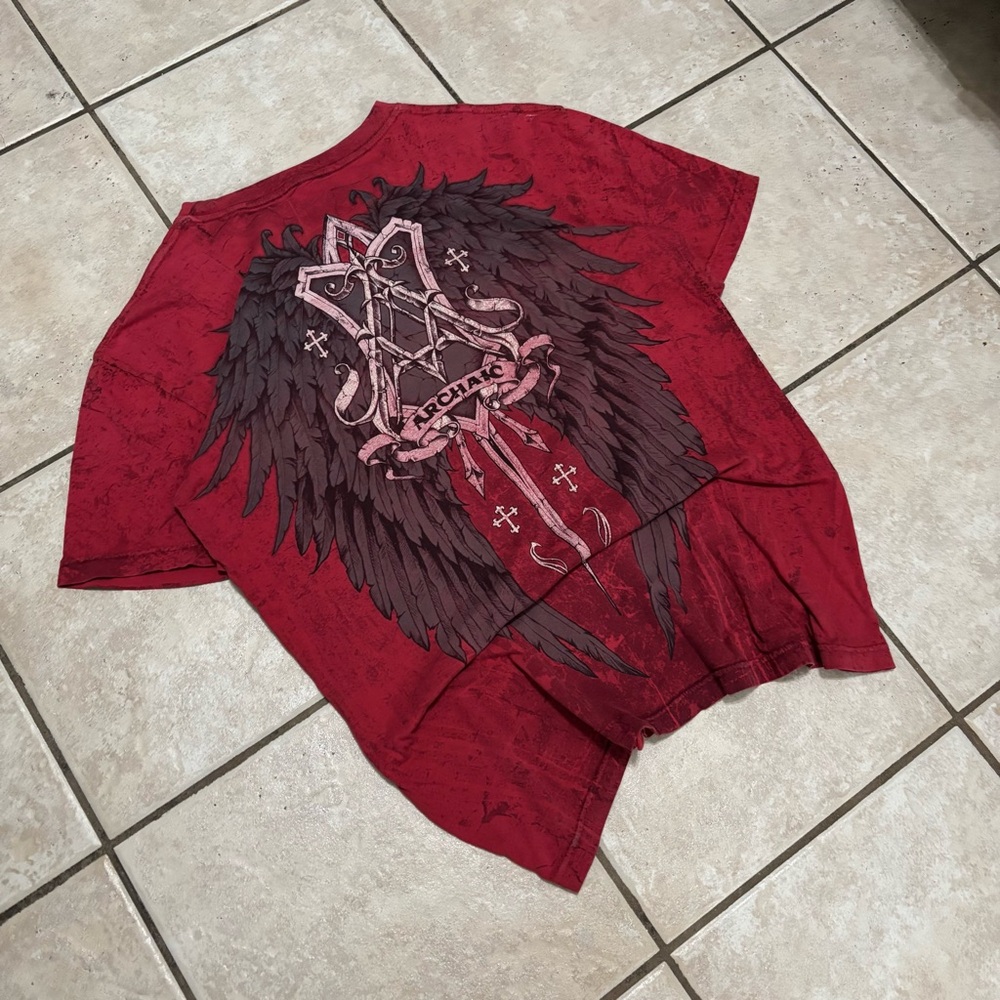Vintage 00s black and red Affliction grunge skater emo y2k distressed tee